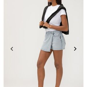 Silver Jeans Co. Asymmetrical Denim Wrap Skort - Size 32 MSPR68